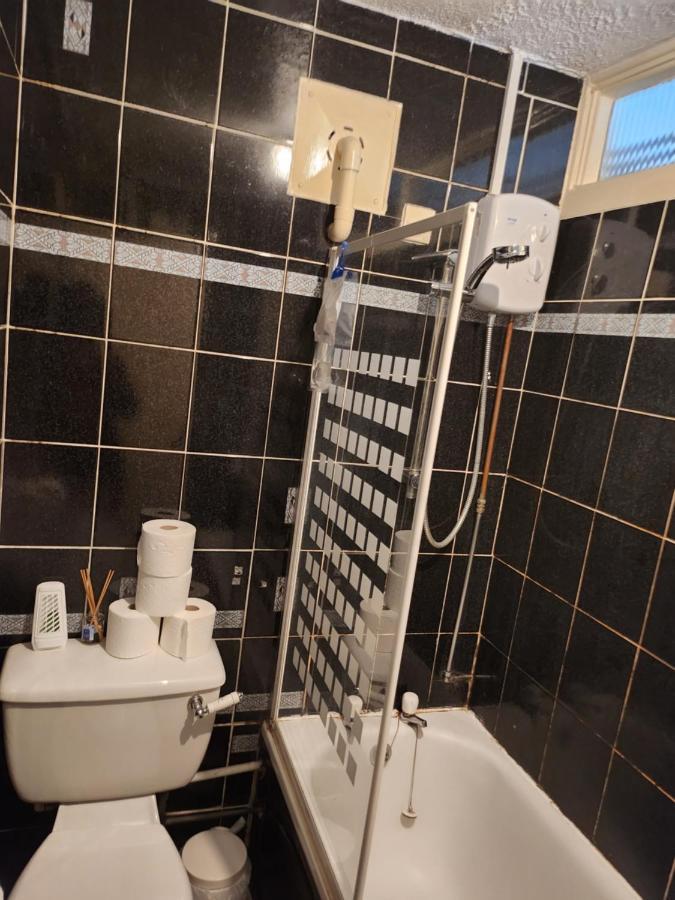 A Cosy 1 Bedroom Apartment انفيلد المظهر الخارجي الصورة